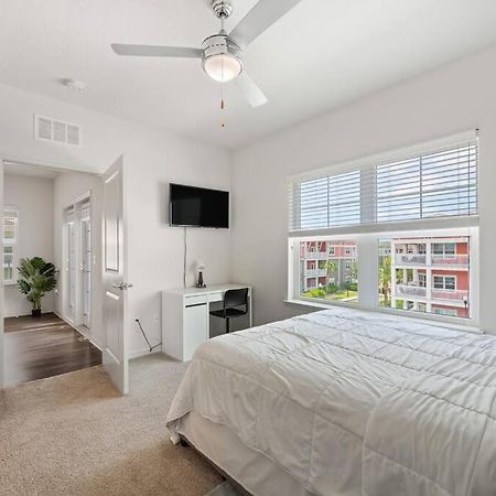 Lavish 2Br Apartment In Tampa Luaran gambar