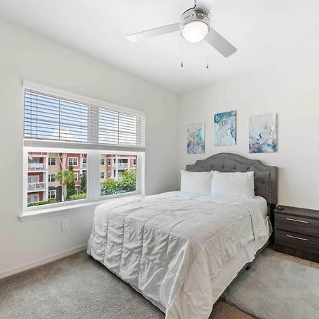 Lavish 2Br Apartment In Tampa Luaran gambar